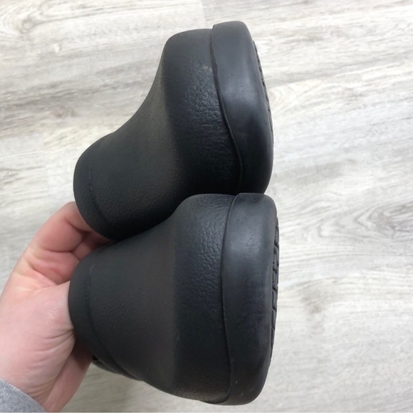 Klogs Bistro Rubber Slip-On Clog Platform Loafers - Picture 6 of 8